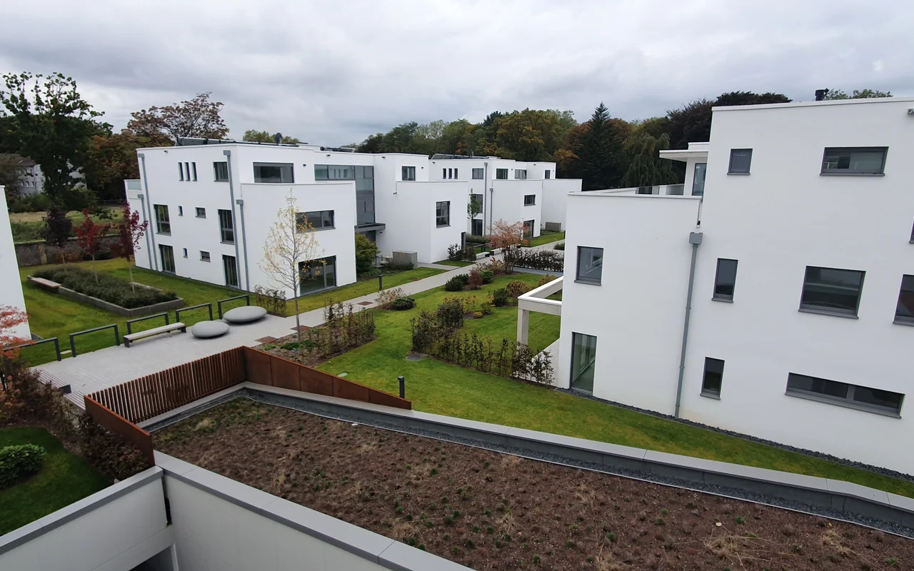 Gebäude und Außenansicht